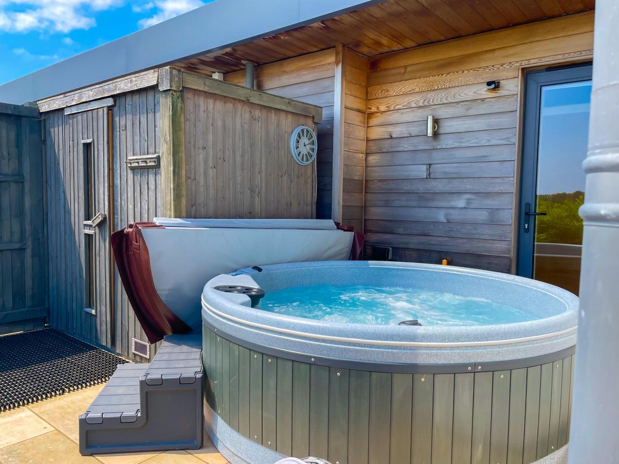 The Retreat, Sauna & Hot Tub, Charming & Cosy Gem Blandford Forum Buitenkant foto