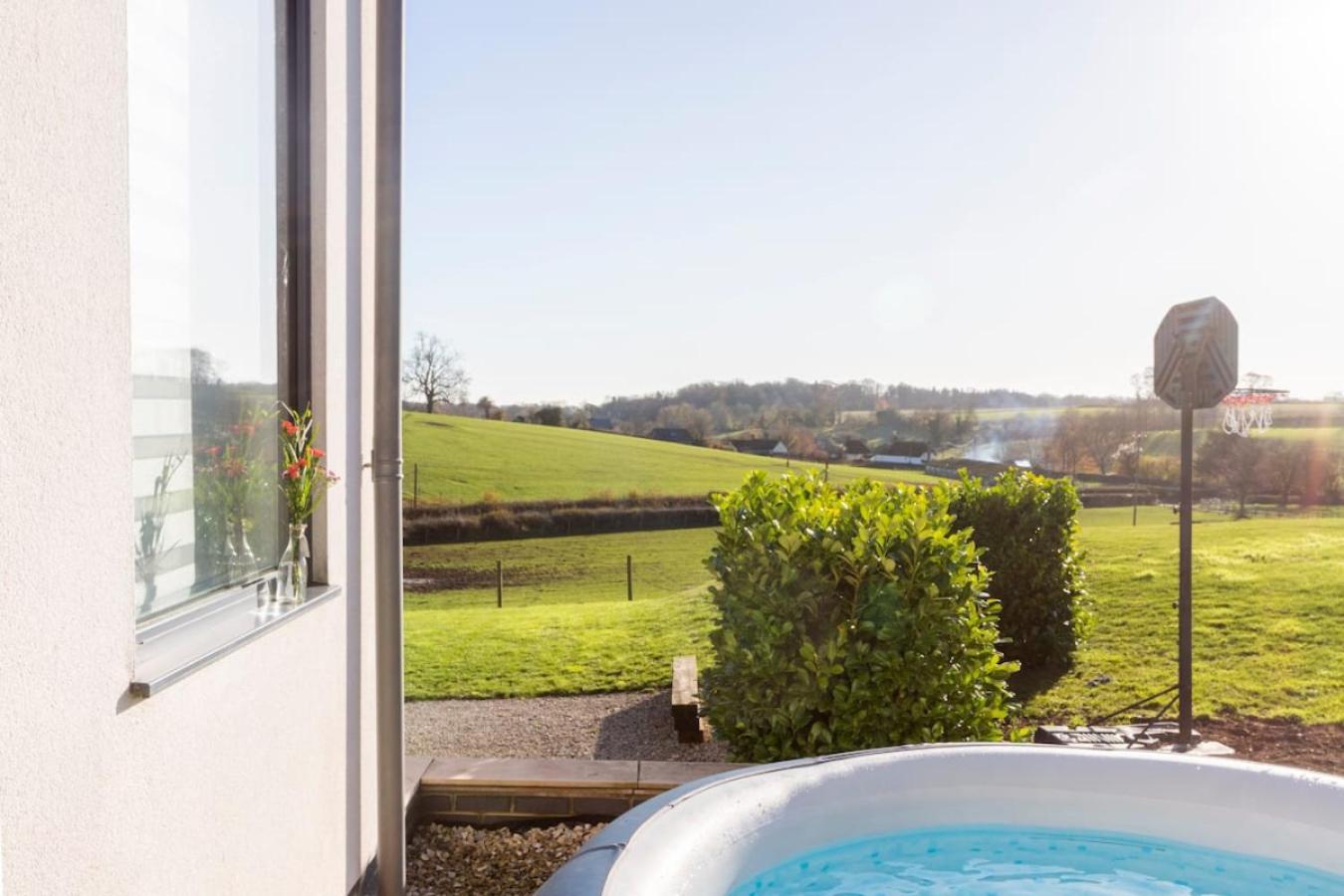 The Retreat, Sauna & Hot Tub, Charming & Cosy Gem Blandford Forum Buitenkant foto